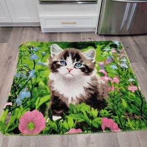 Greg Cuddiford cat in Meowdow raw hem blanket